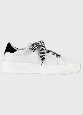 sneakers | white