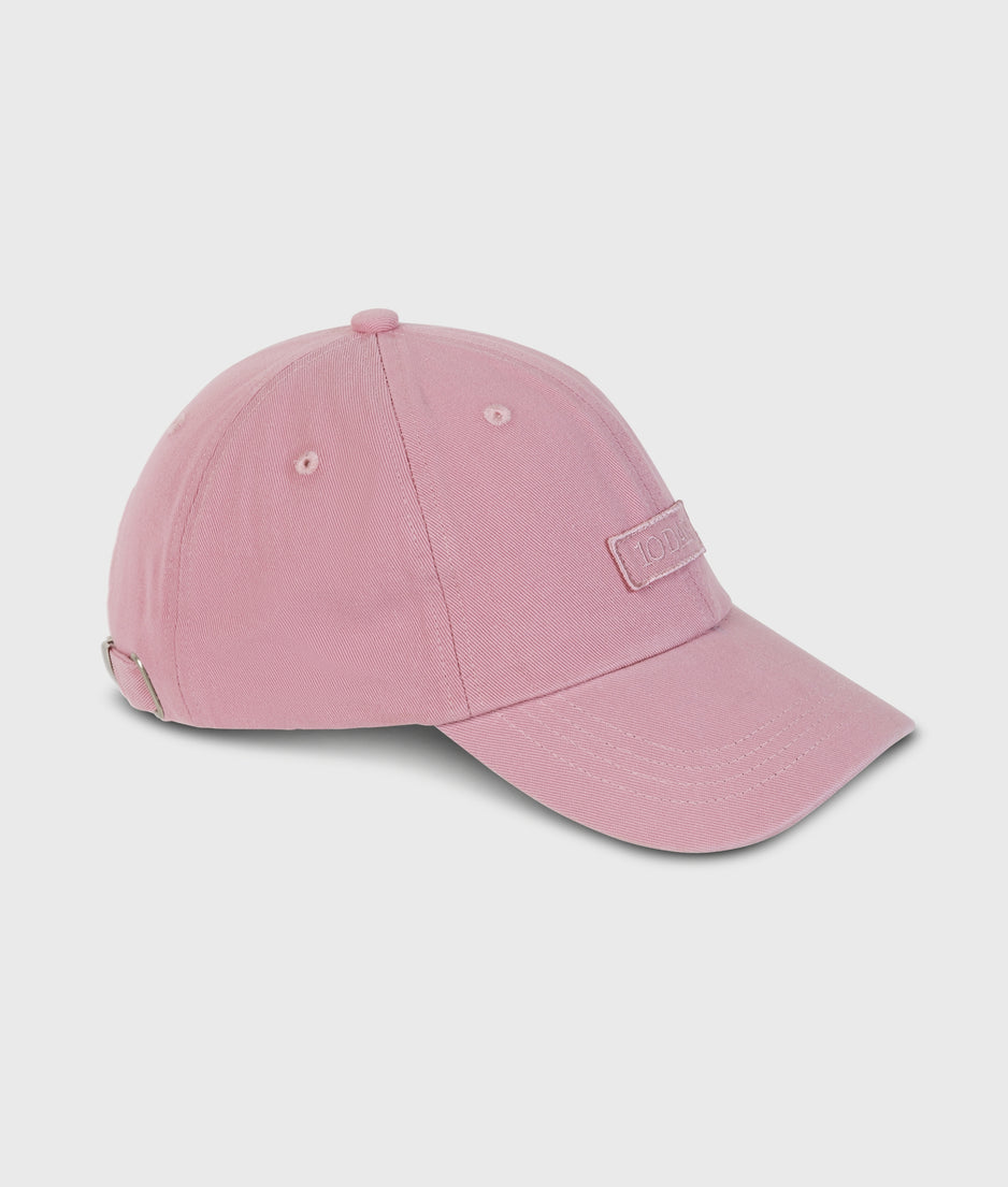 cap | bright raspberry
