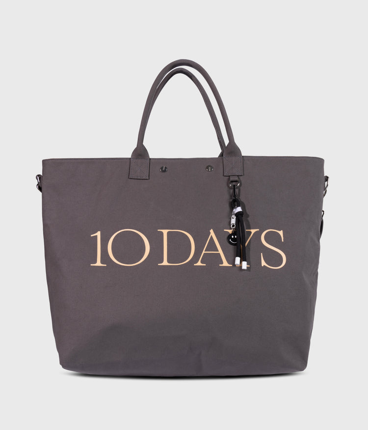canvas shopper | oil