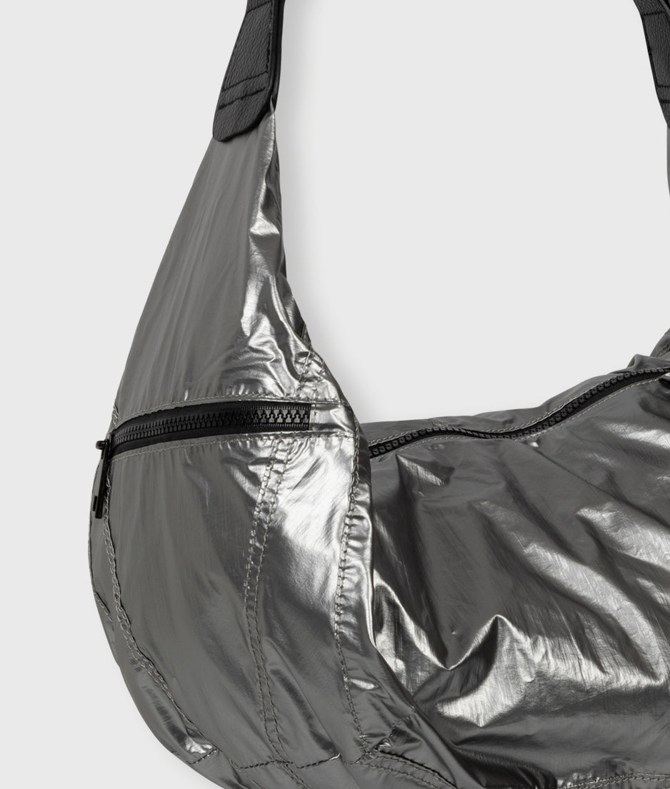 metallic banana bag | silver