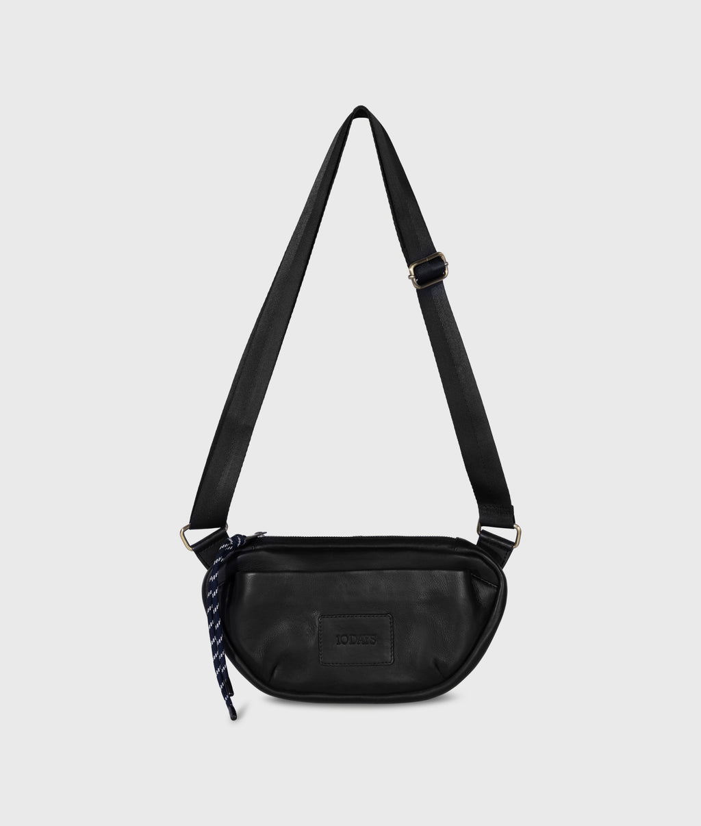 leather fanny pack | black