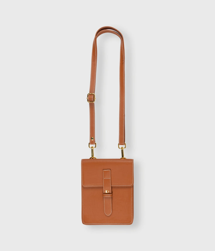 cross body pouch | saddle brown