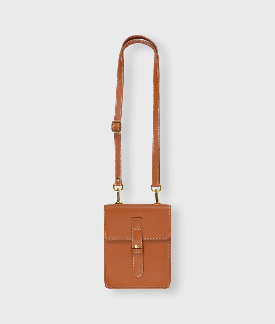 cross body pouch | saddle brown