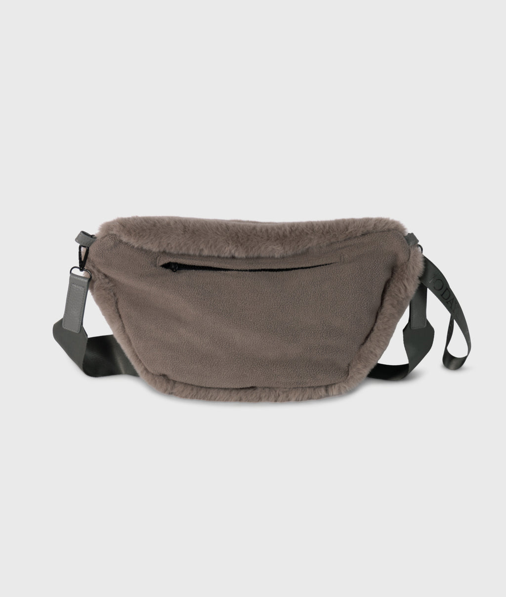 Fluffy Crossbodytas | portobello