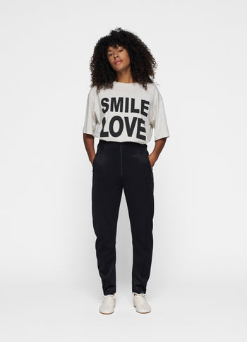 statement tee smile love | soft white melee