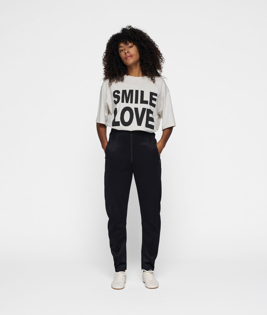 statement tee smile love | soft white melee