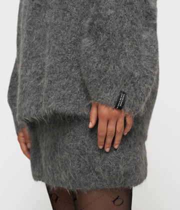 v-neck hairy knit sweater | antra melee