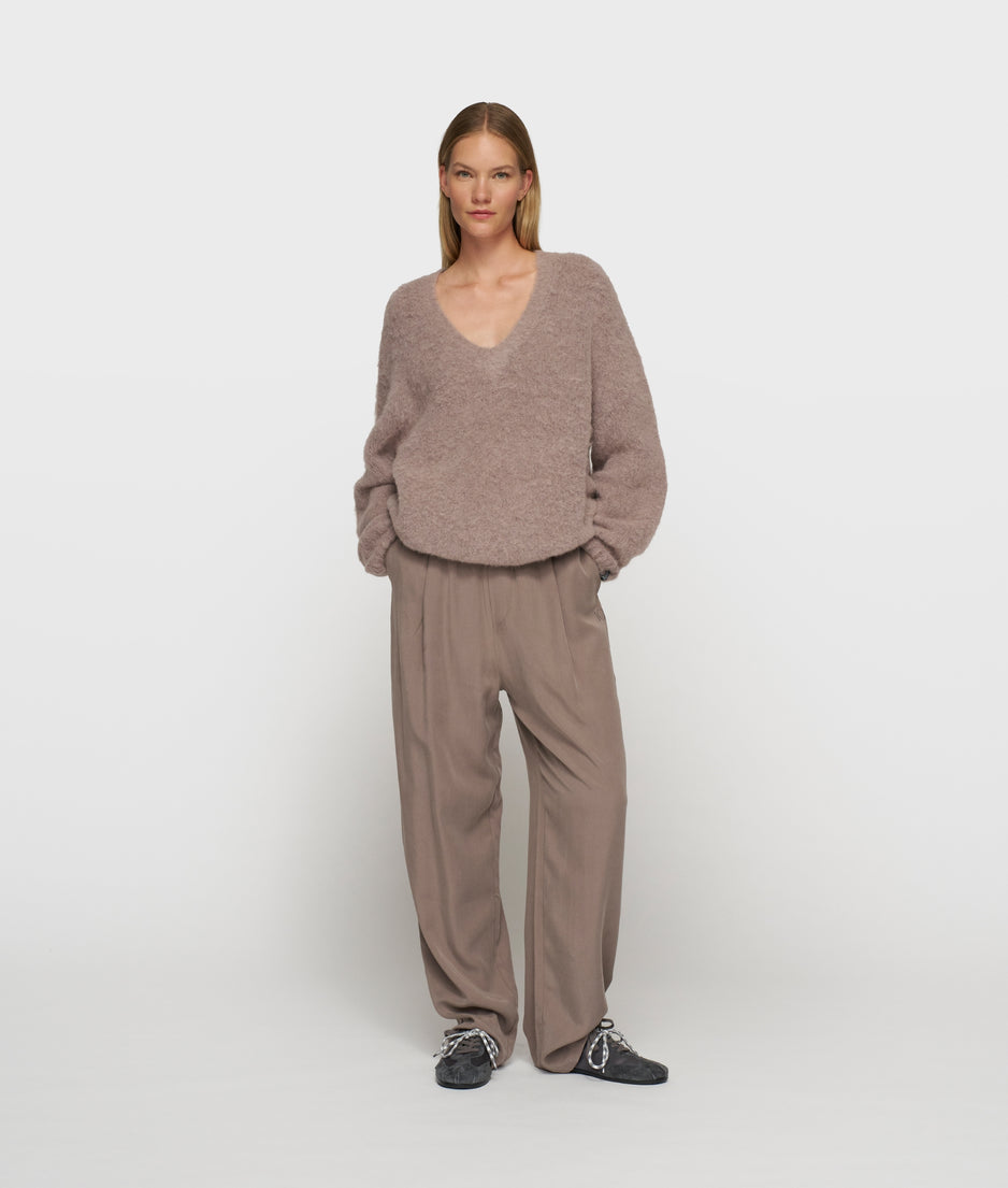 v-neck knit sweater | moonrock