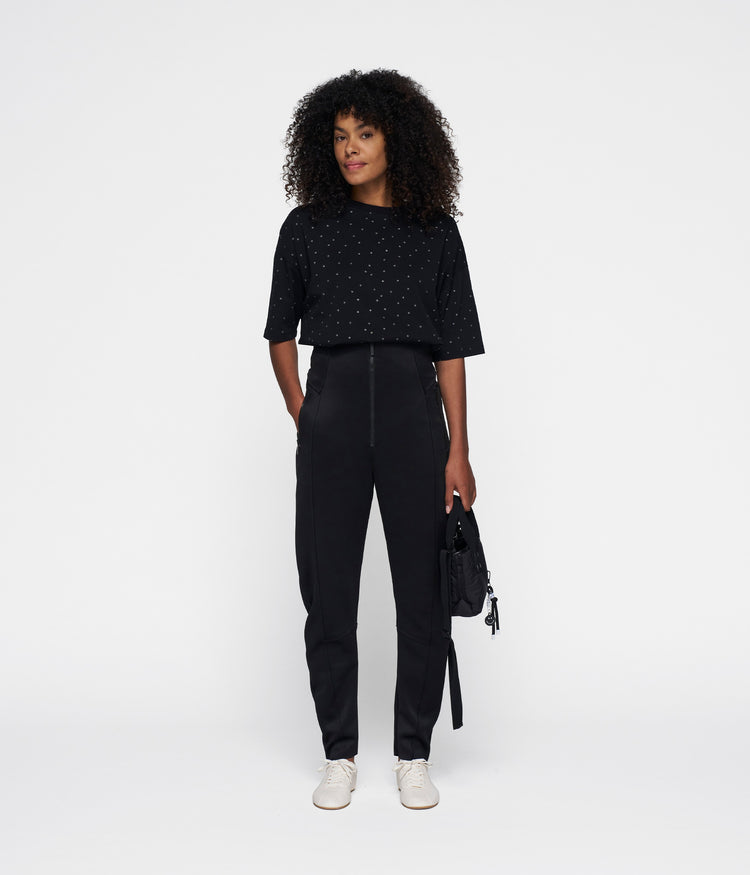 short sleeve tee dots | black