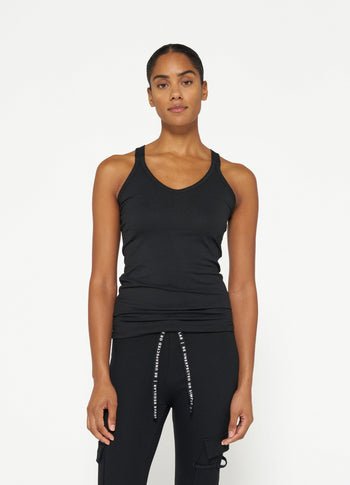 THE WRAPPER | black