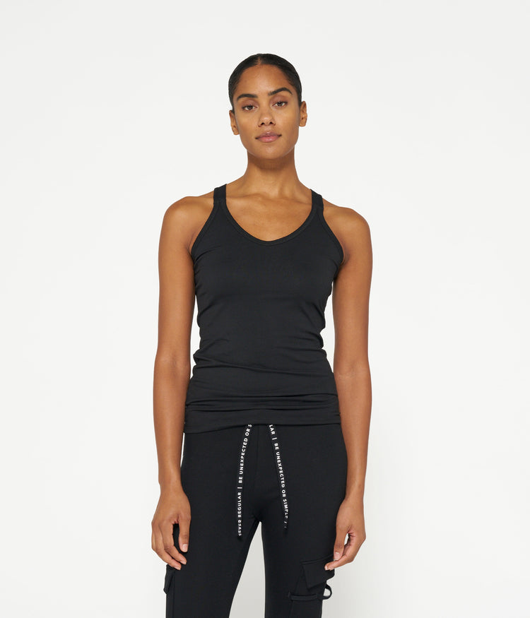 THE WRAPPER | black