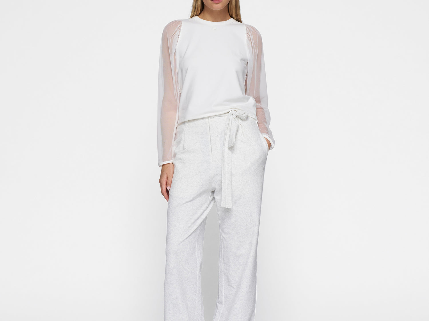 belted wide leg jogger | white melee