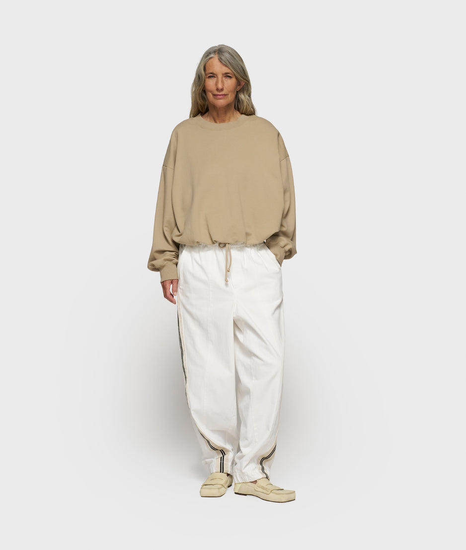 pleated sweater 10 | earth