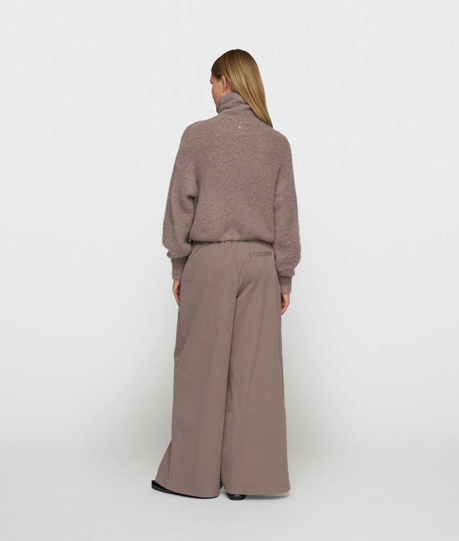 cropped knit turtleneck | moonrock