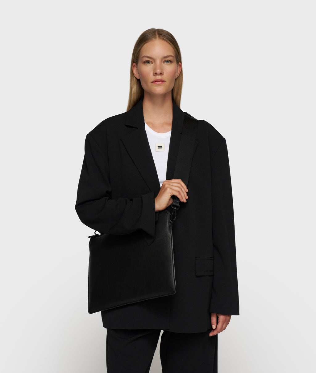 The Formal pouch | black