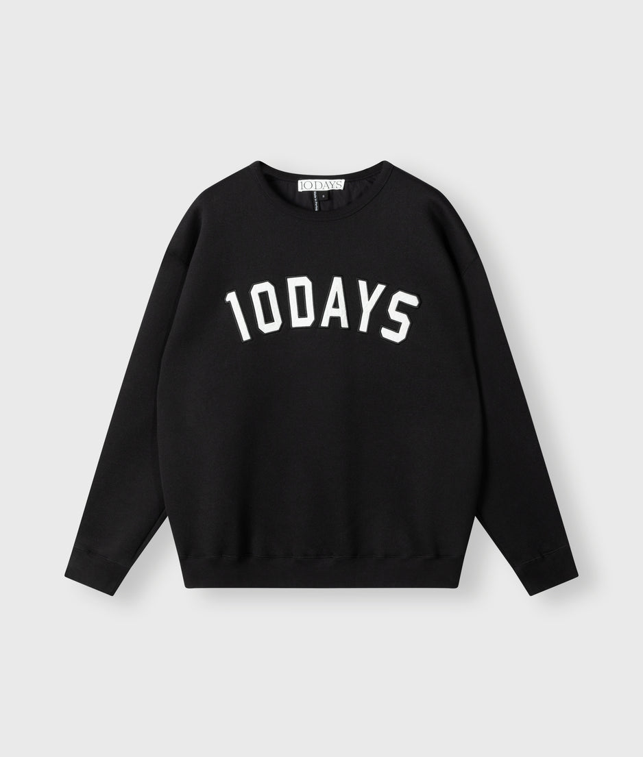 Black sweater dames deals