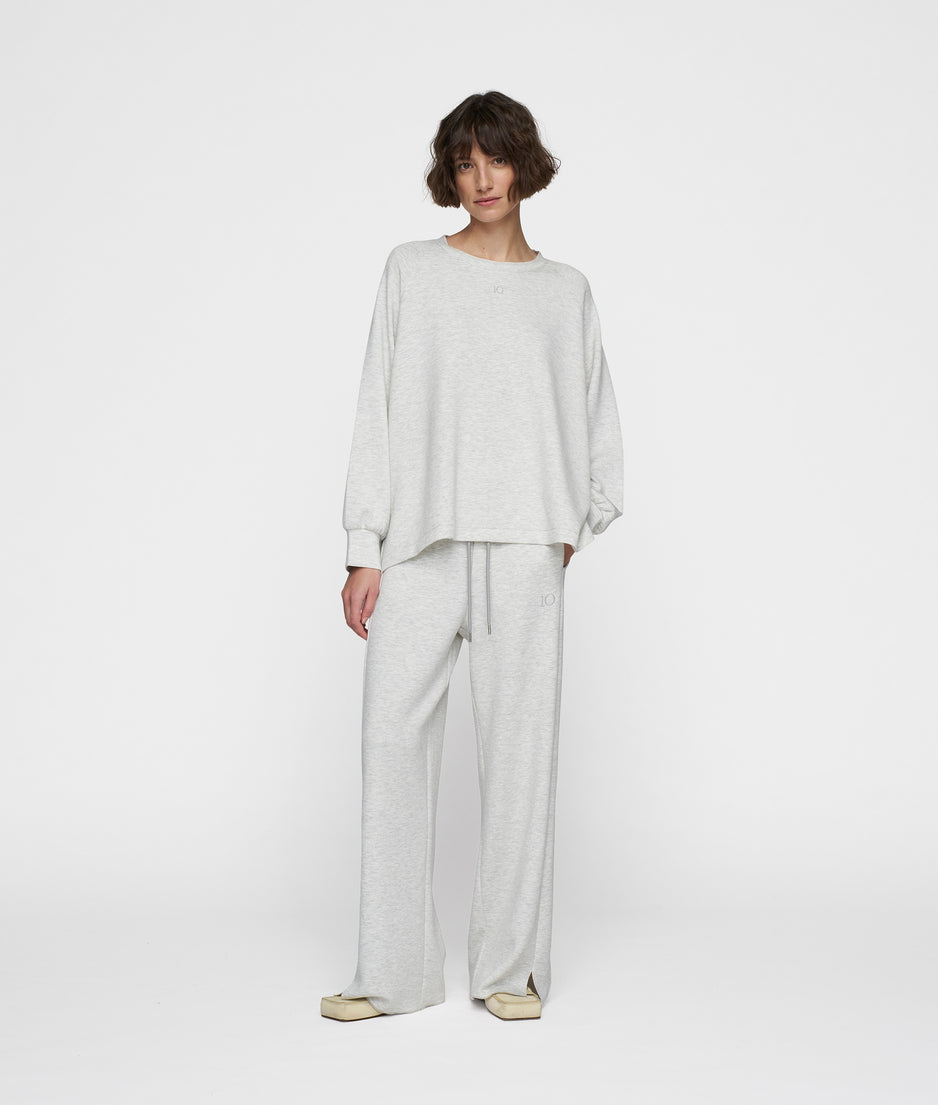 soft scuba blouse sweater | white grey melee