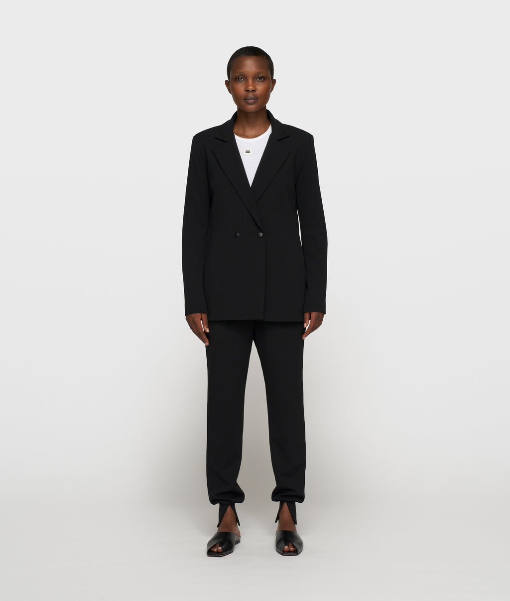 The Boardroom Blazer | black