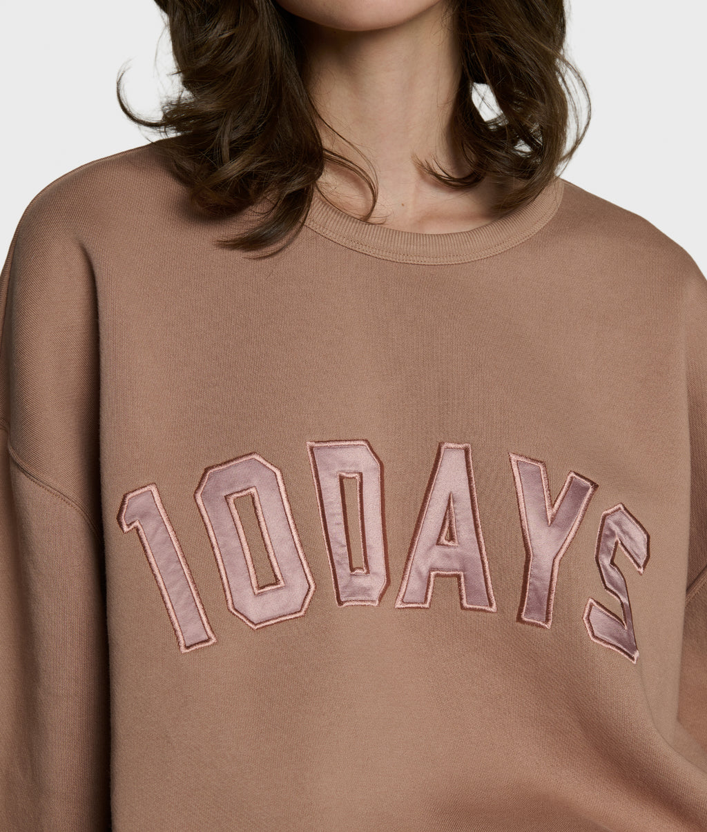 statement sweater | light fudge