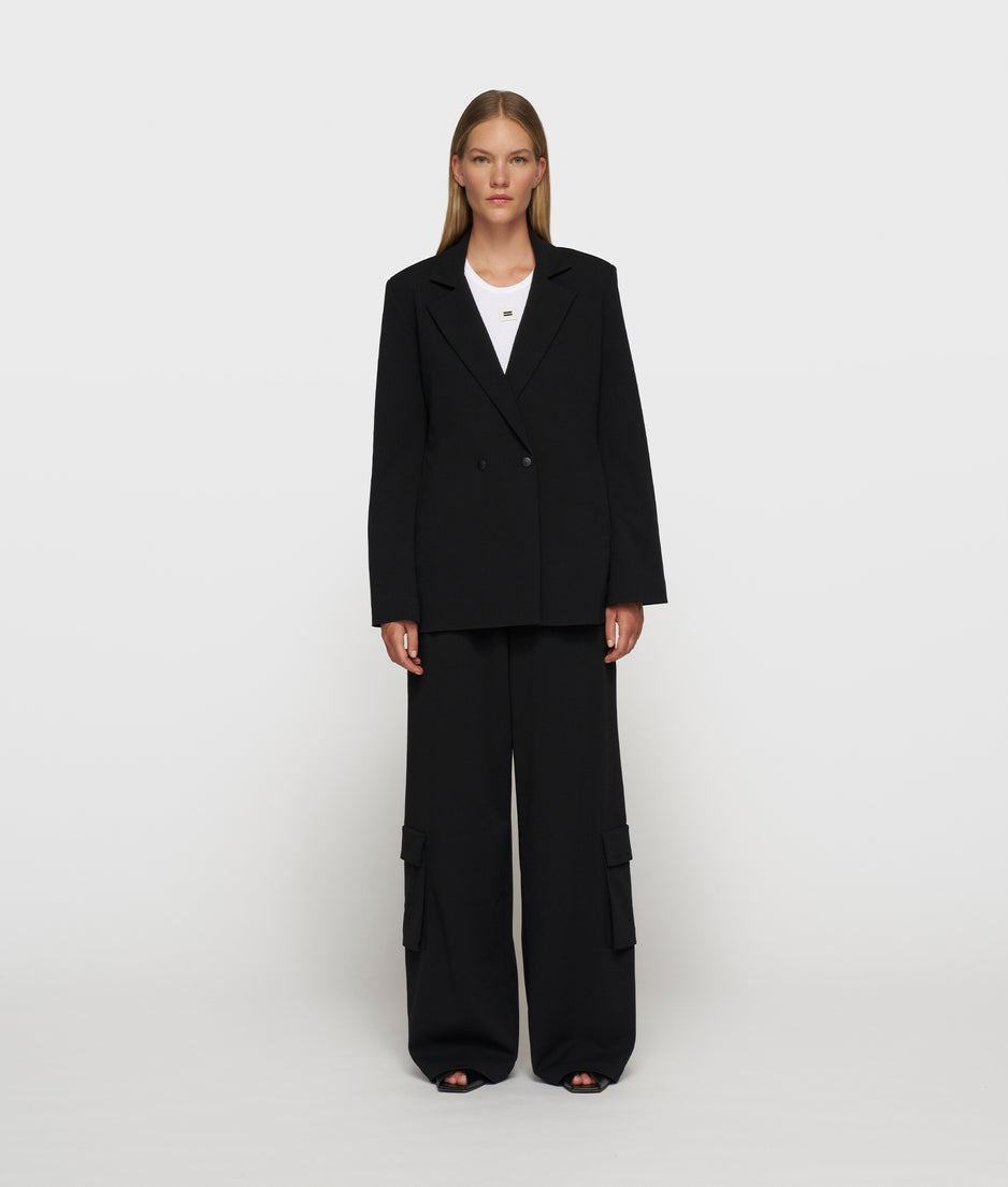 The Boardroom Blazer | black