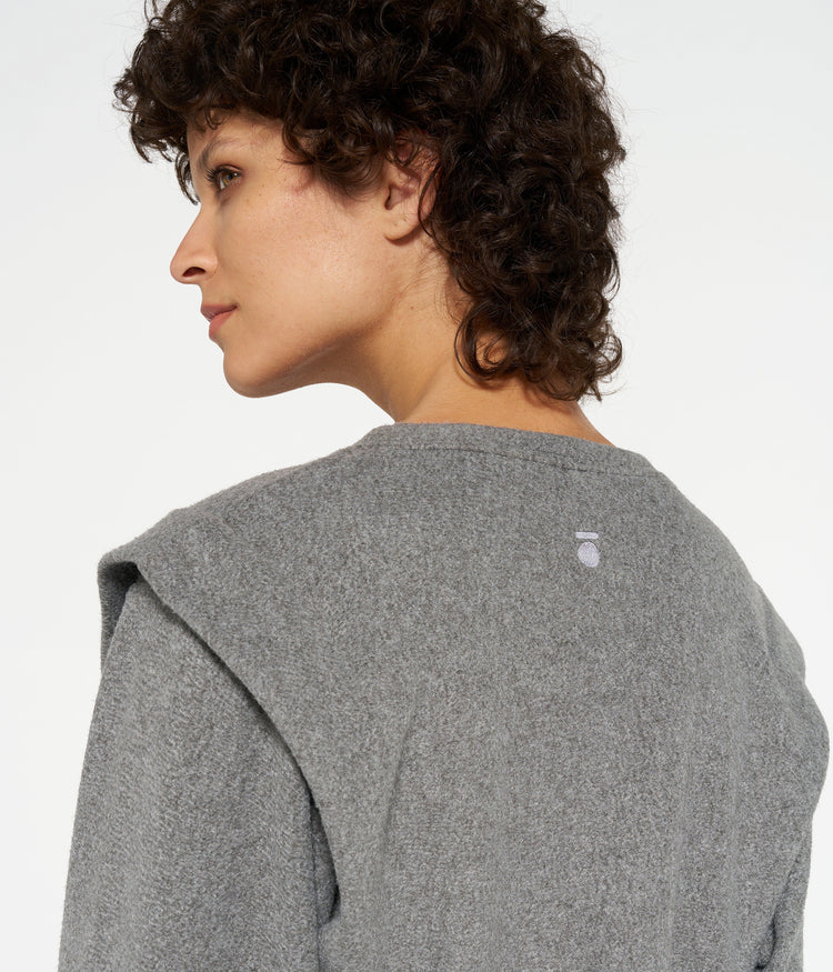 folded shoulder sweater | oil grey