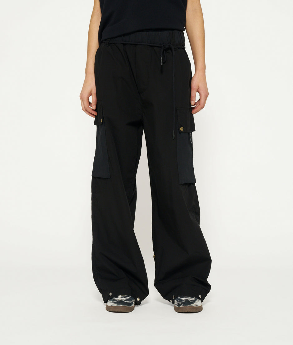 loose utility pants | black
