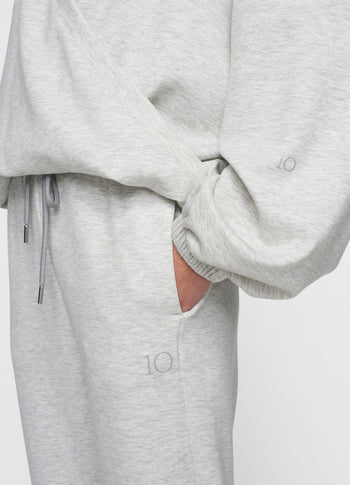 soft scuba dance sweater | white grey melee