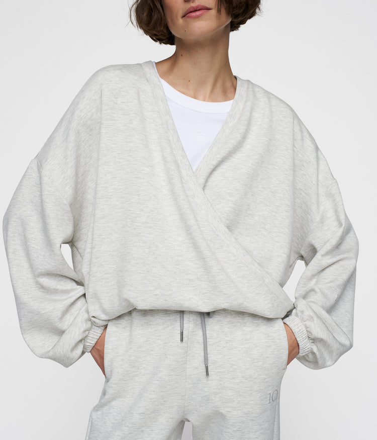 soft scuba dance sweater | white grey melee
