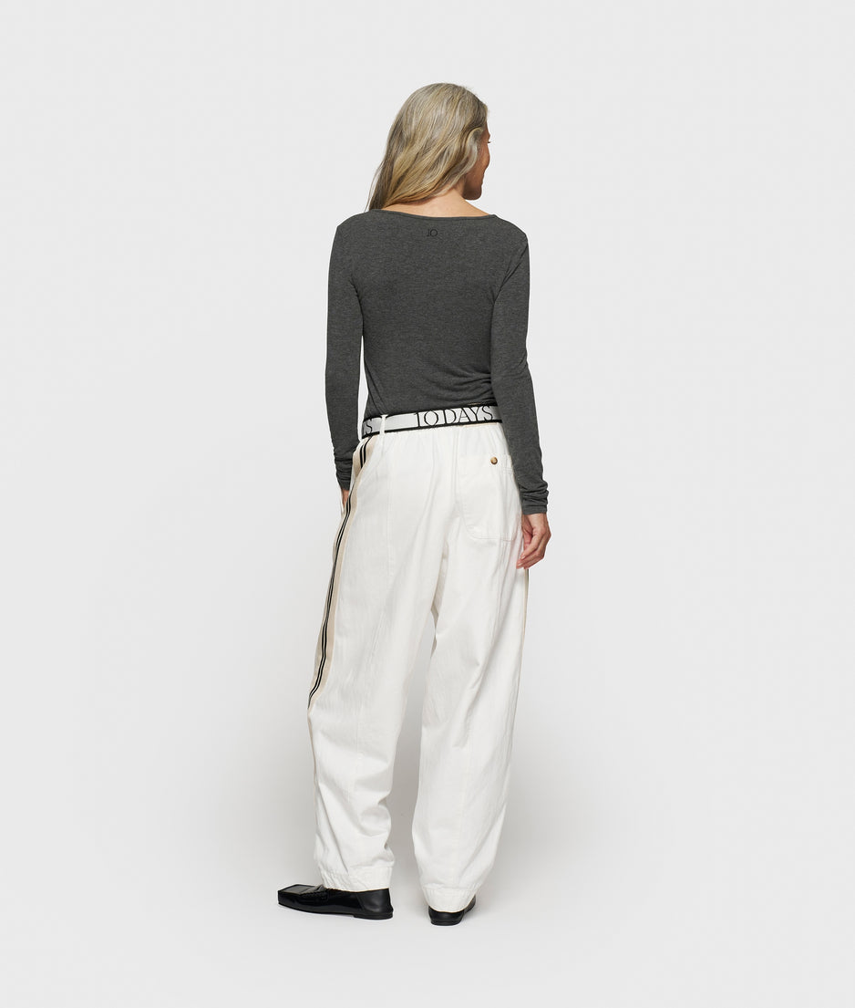 extra long sleeve tee modal | antra melee