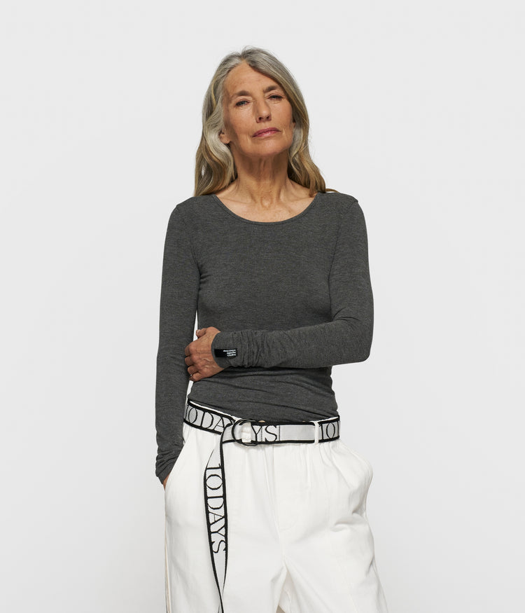extra long sleeve tee modal | antra melee