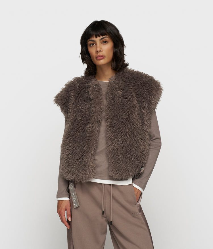 the Bobbie gilet | moonrock
