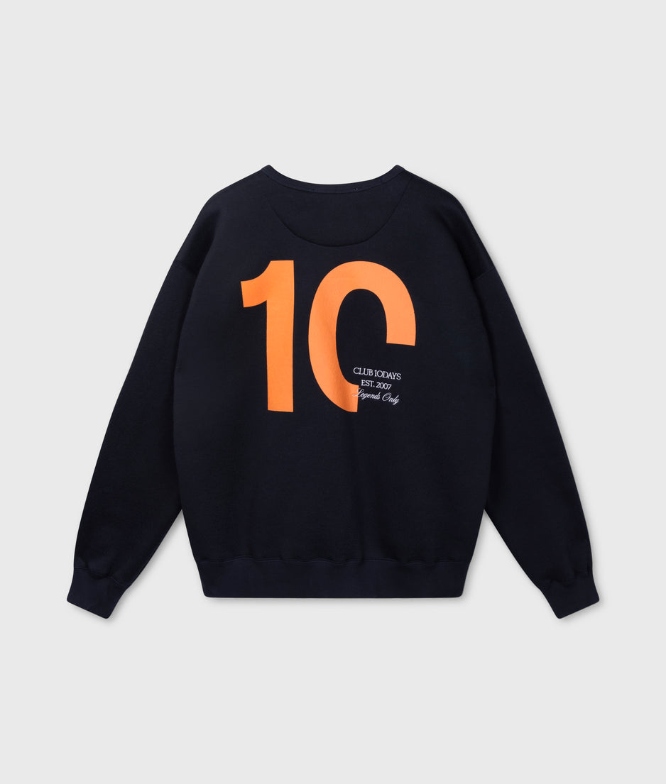 statement sweater | dark blue