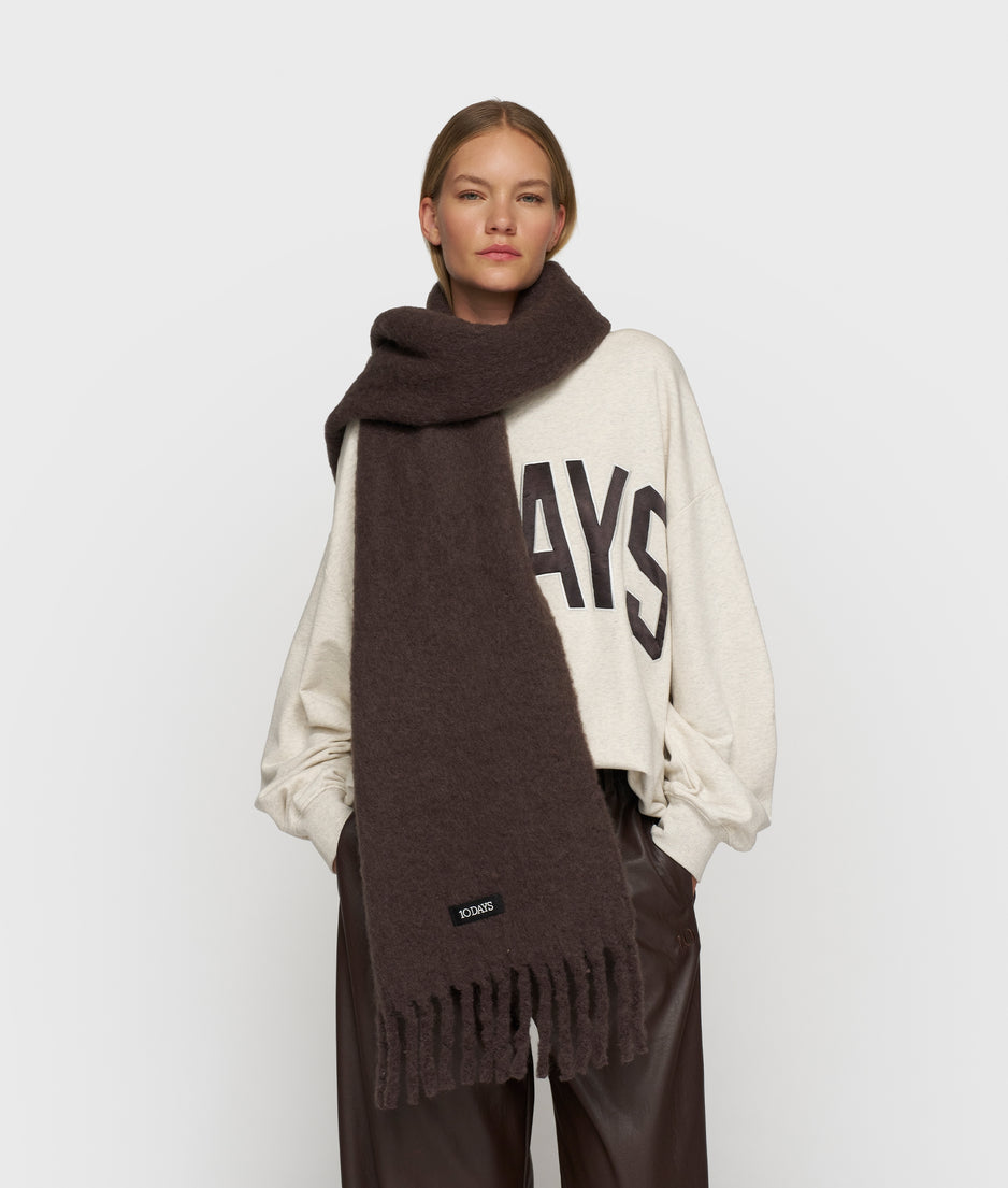 thick brushed scarf | deep wine