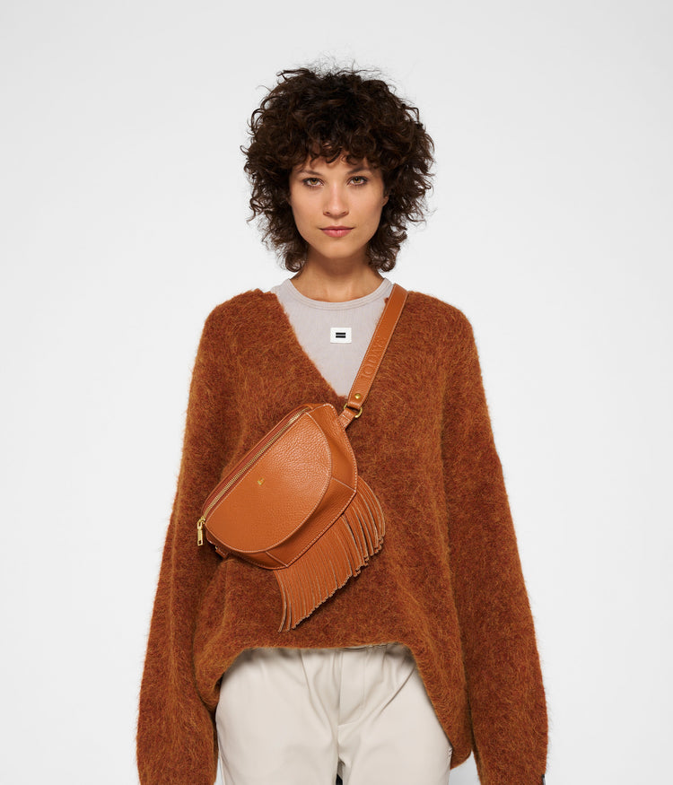 bumbag fringe | saddle brown