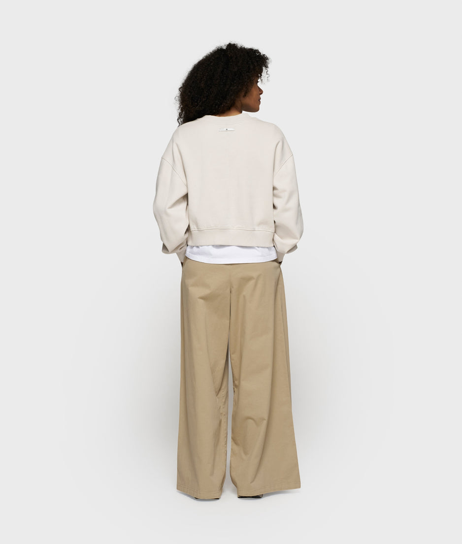 cropped sweater 10 | cleansing kit