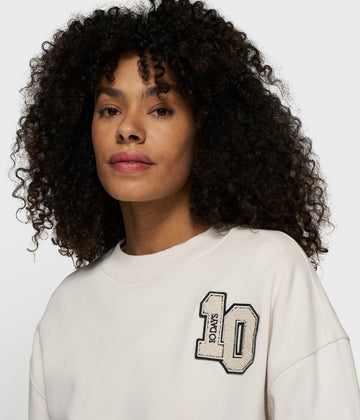 cropped sweater 10 | cleansing kit