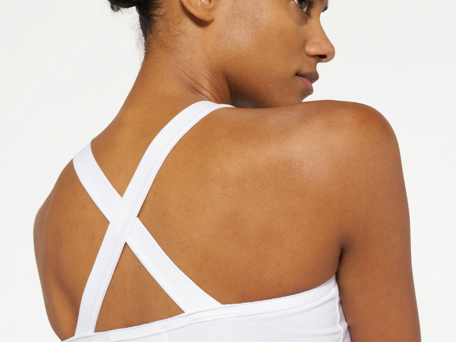 THE WRAPPER | white