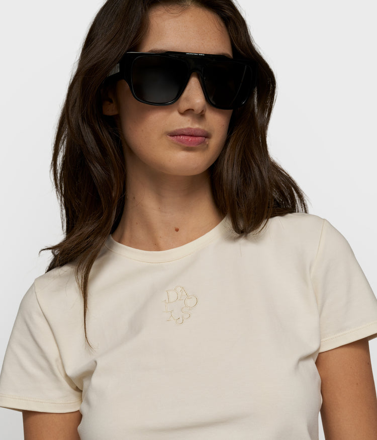 slim short sleeve tee | soft vanilla