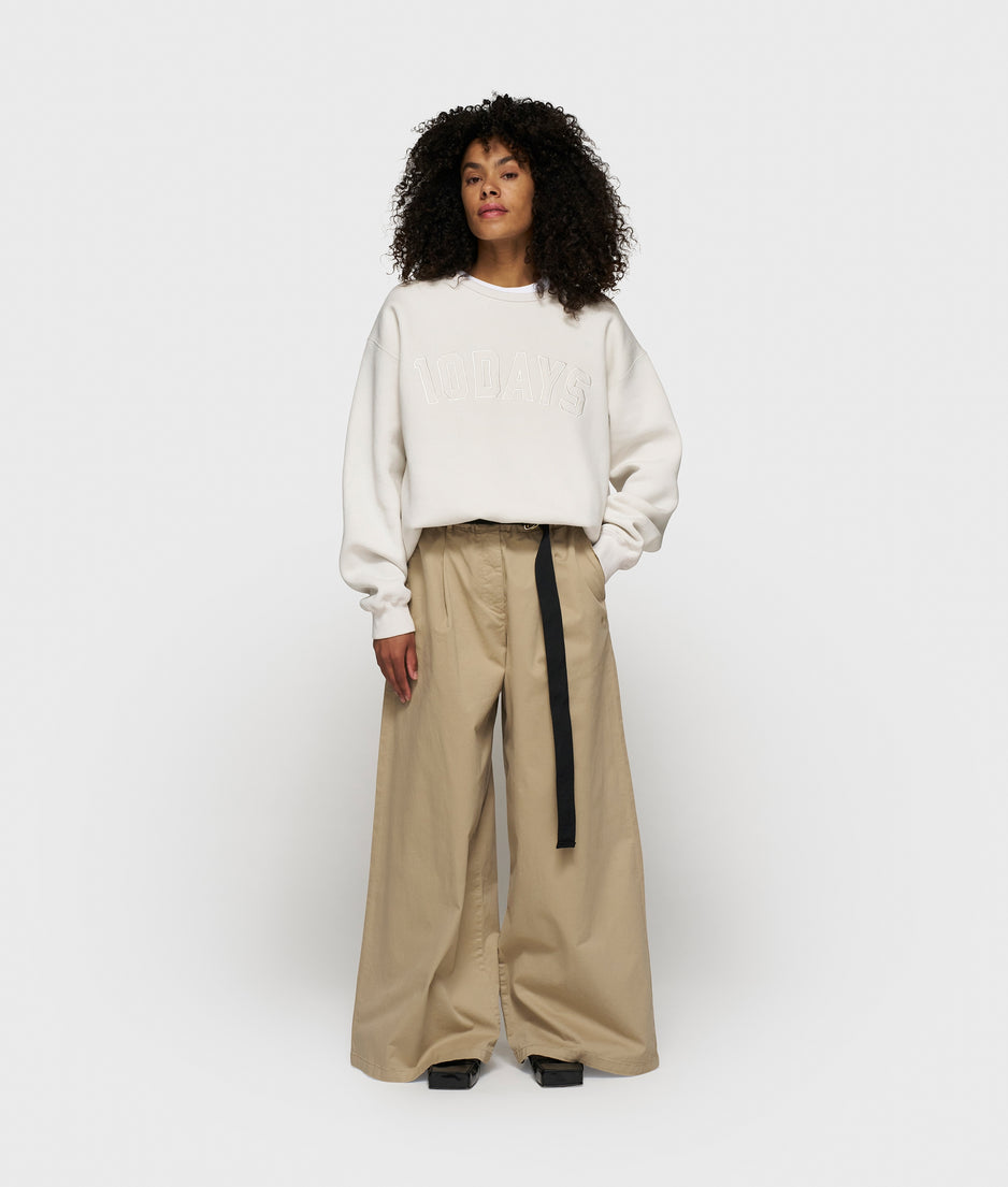 statement sweater | cleansing kit