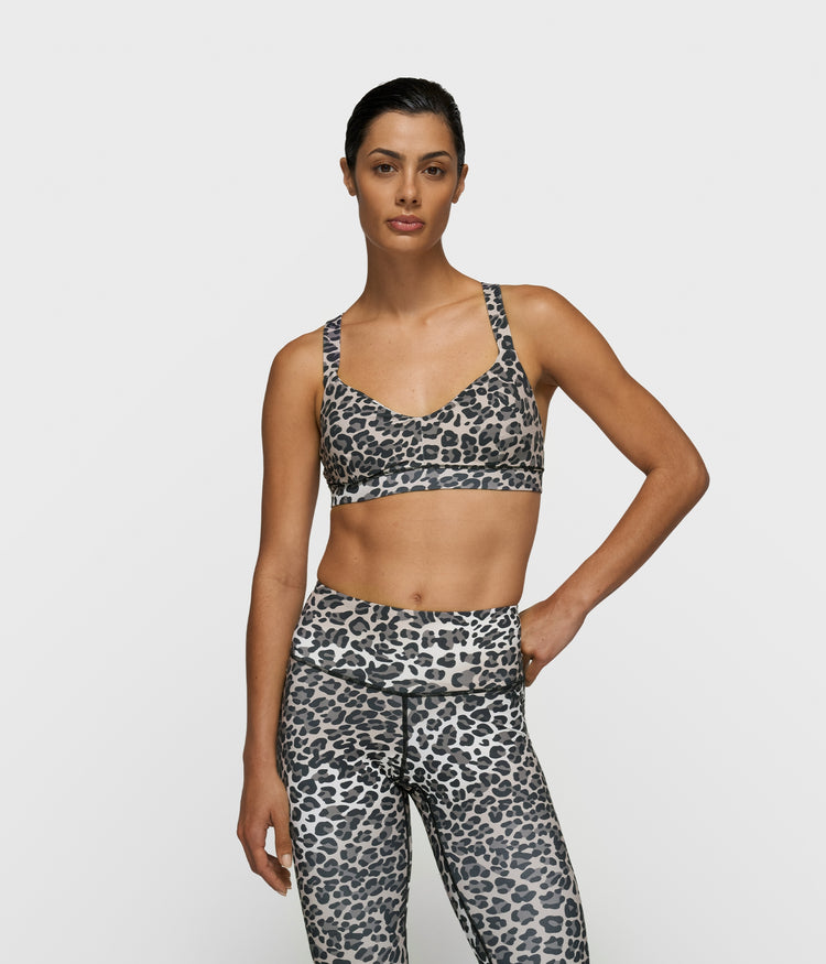 sporty bra leopard | ecru