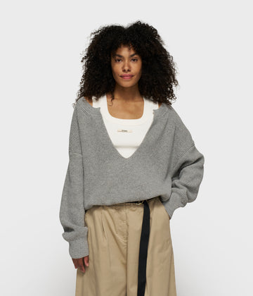 v-neck knit sweater cashmere | light grey melee