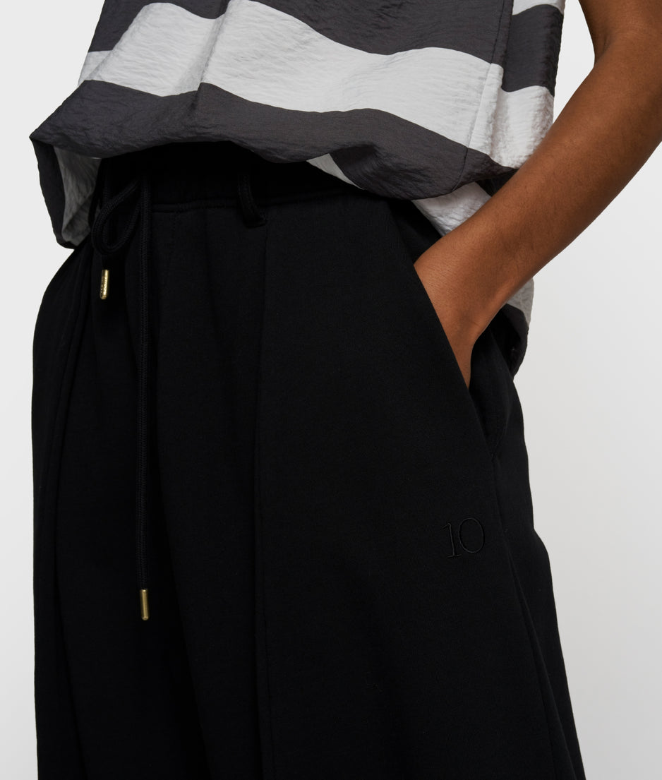 Bar piece | black