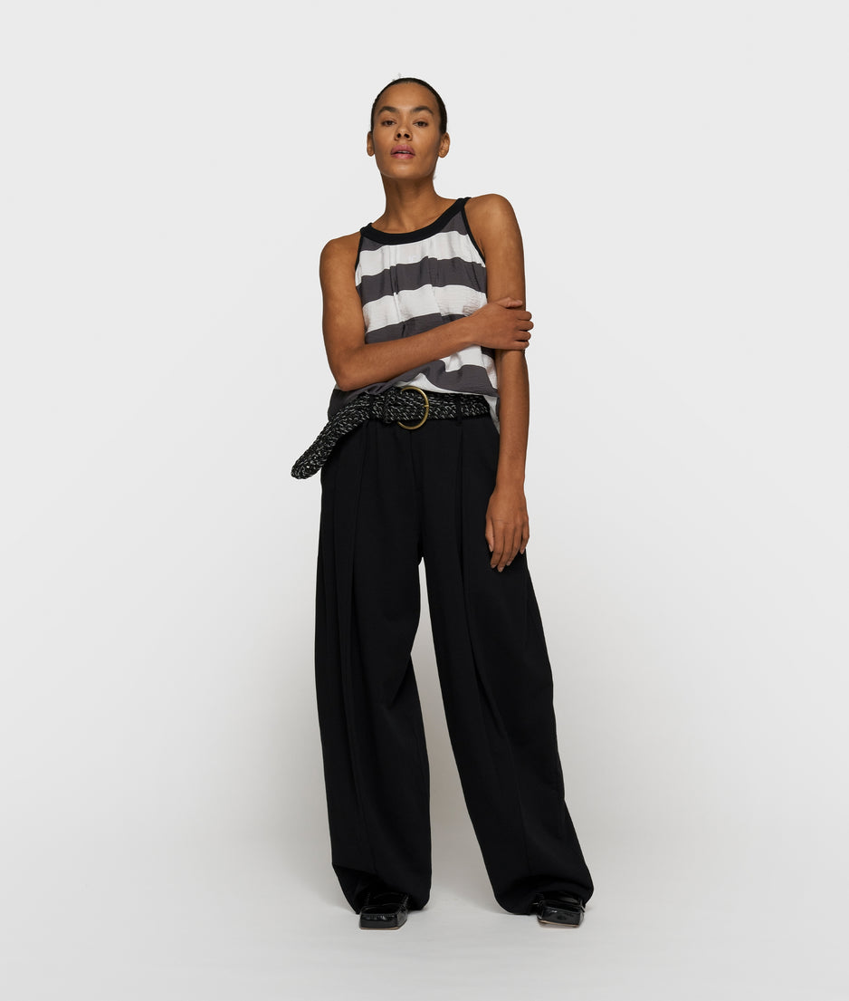 Bar piece | black