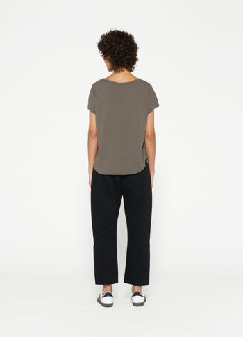 washed chino | black