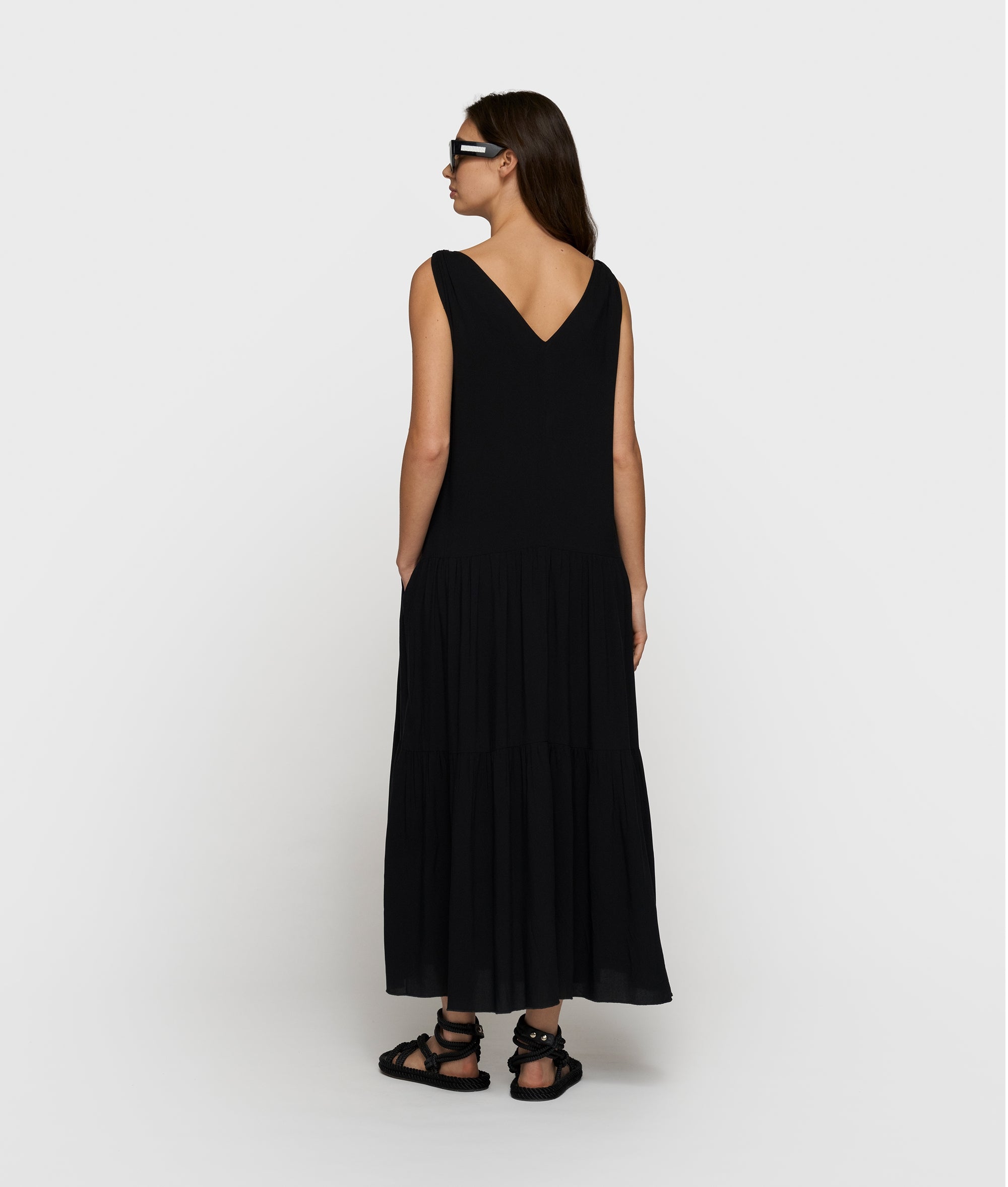 flowy maxi dress | black | 10DAYS