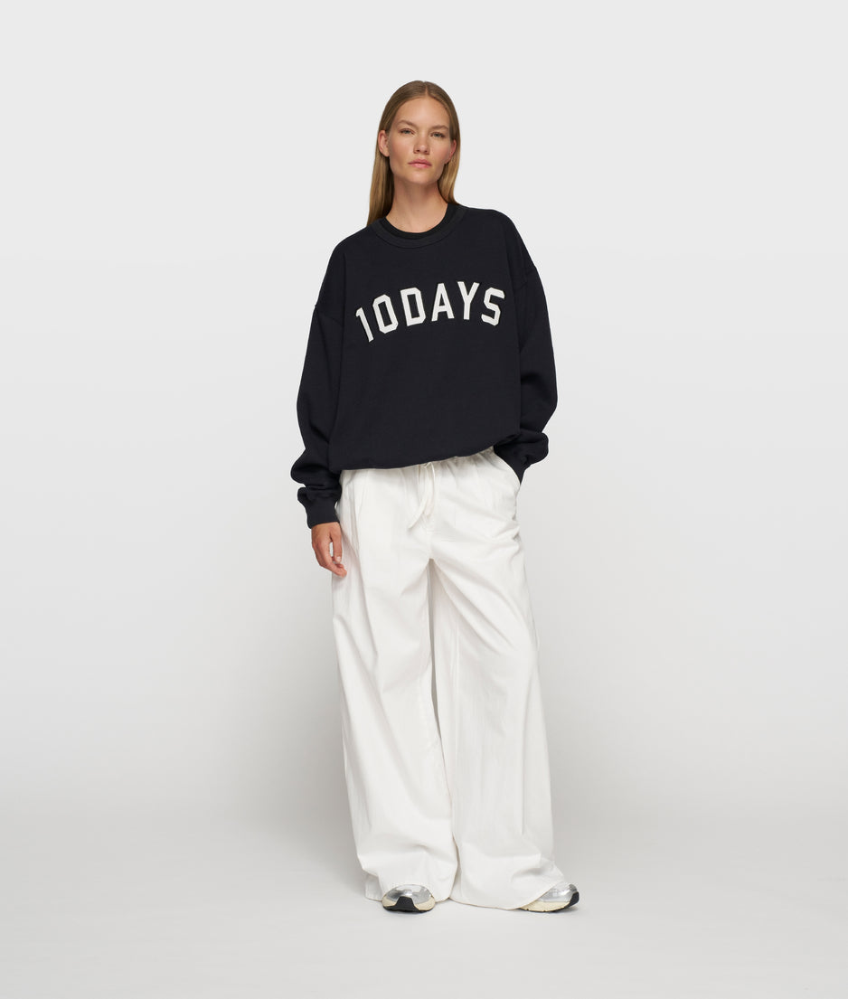 THE STATEMENT SWEATER | black