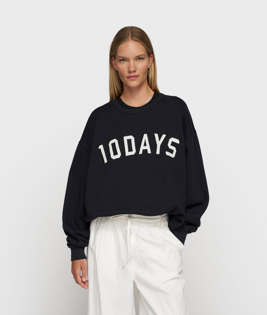 THE STATEMENT SWEATER | black