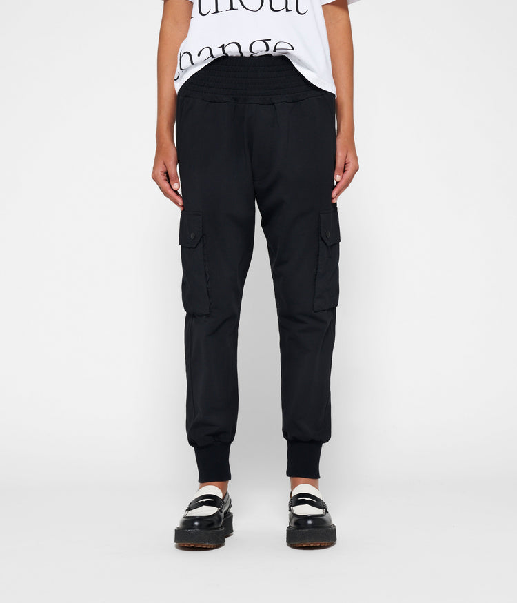cargo pants | black