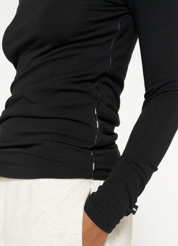 THE BOAT NECK TEE | black