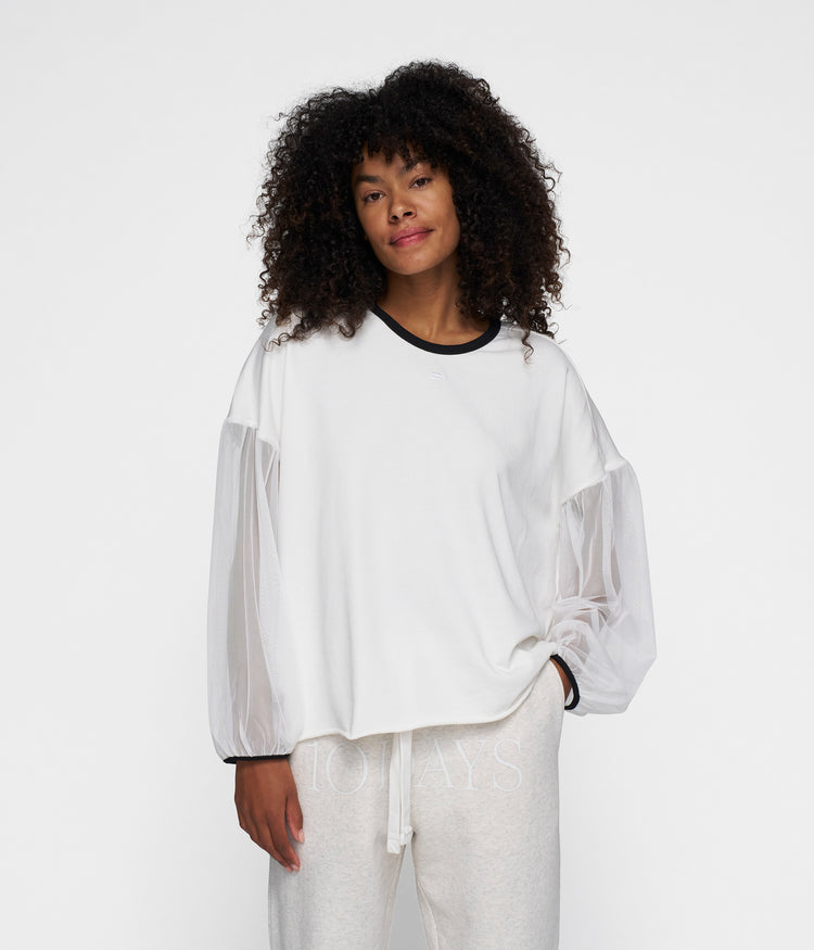 soft sweater tulle sleeves | ecru
